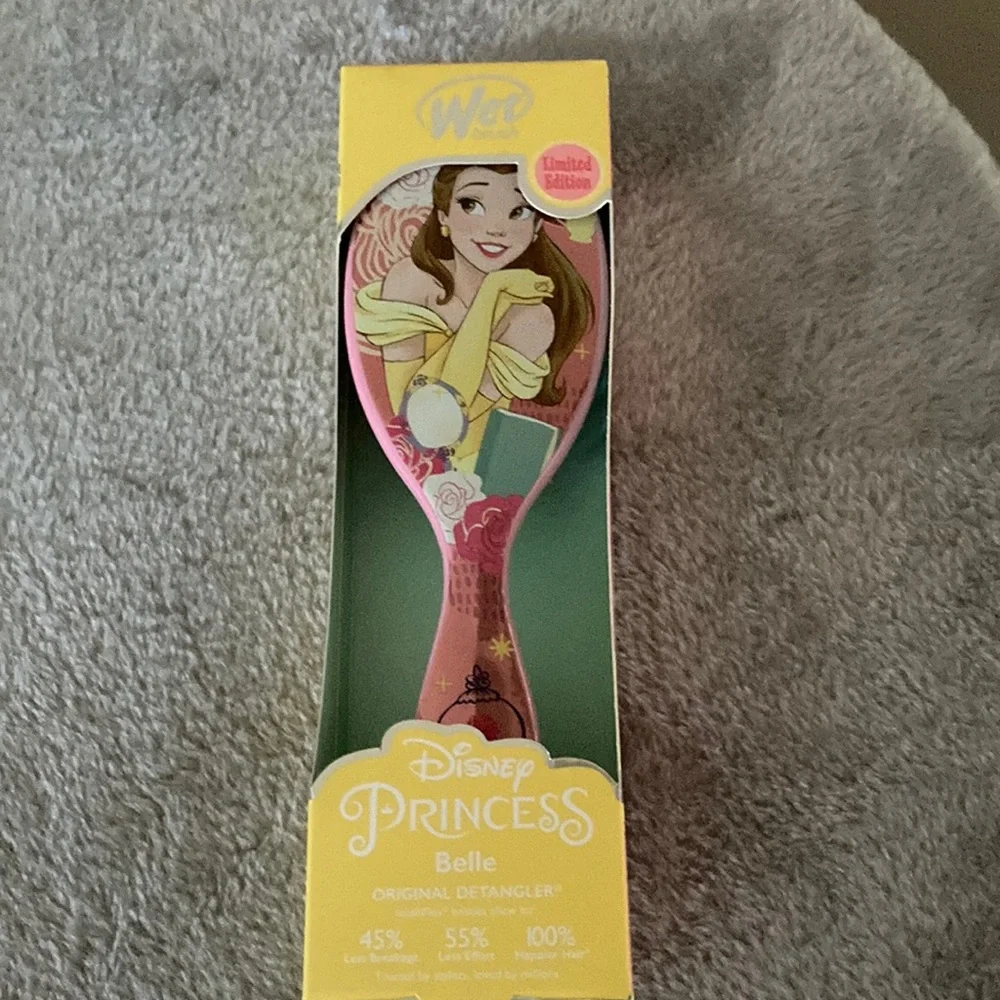 Disney beauty and the beast wet brush brand new